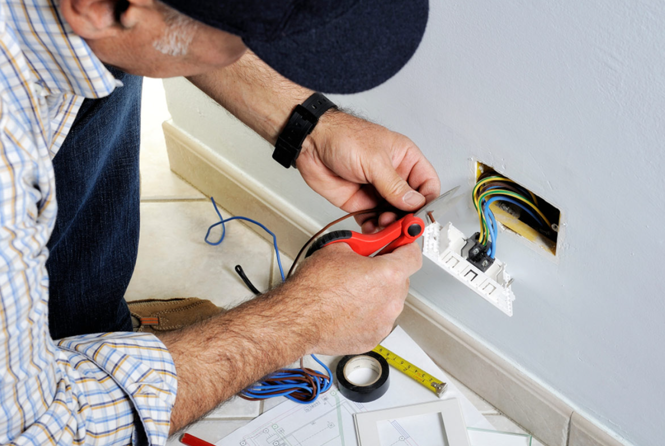 Electrician near me ervices provided by Los Angeles Electric Inc